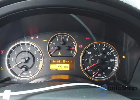 2012 Nissan Armada Platinum z USA, uszkodzony, nr VIN 5N1AA0NE1CN605931